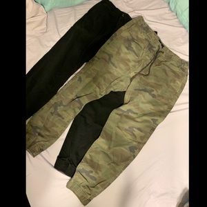 American Eagle Joggers